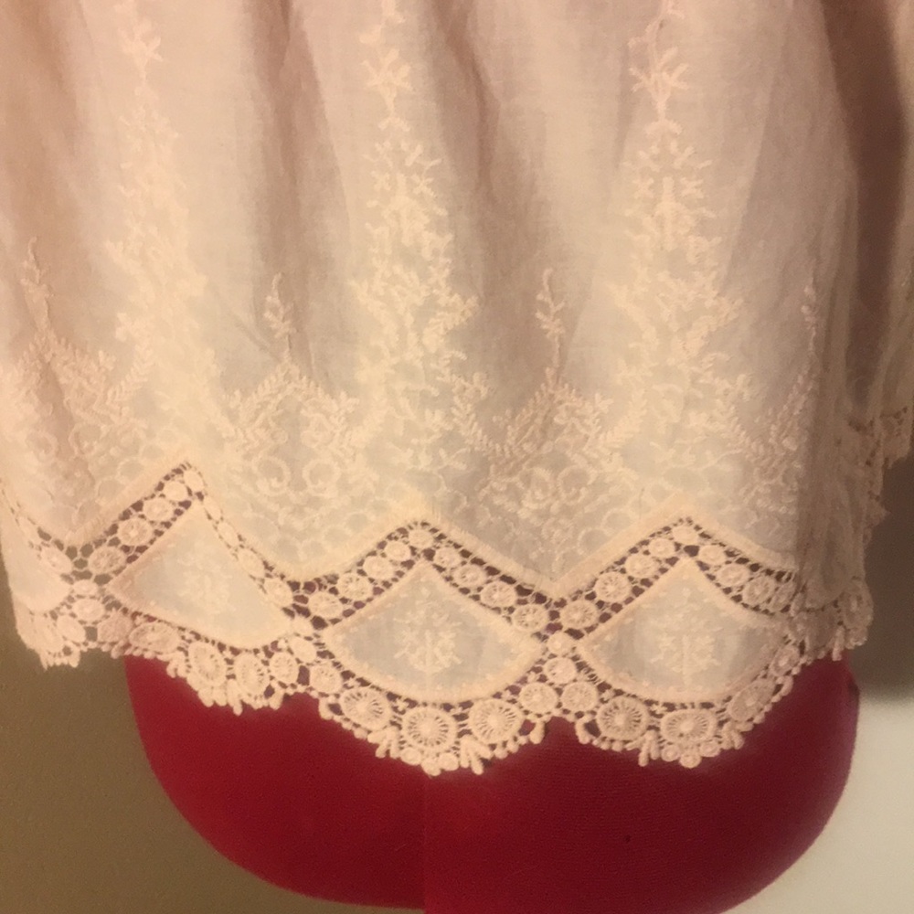 NWOT Casting LA Lace Crop top - Picture 5 of 5